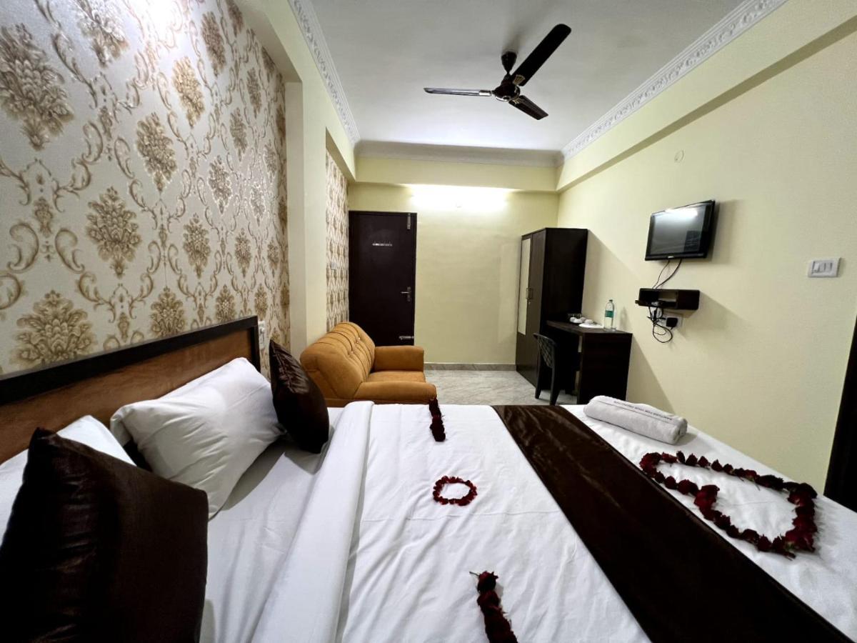 Hotel East Park Electronic City Kammasandra Екстер'єр фото