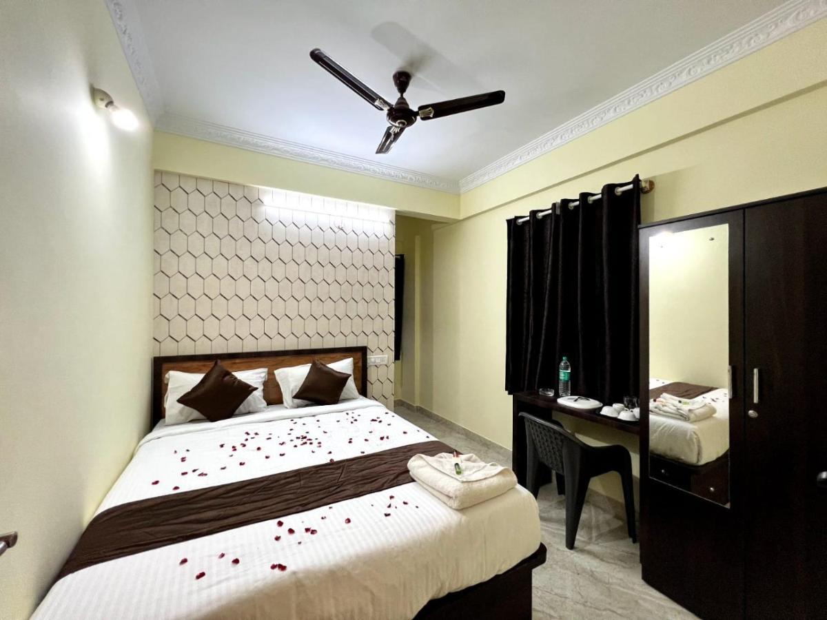Hotel East Park Electronic City Kammasandra Екстер'єр фото