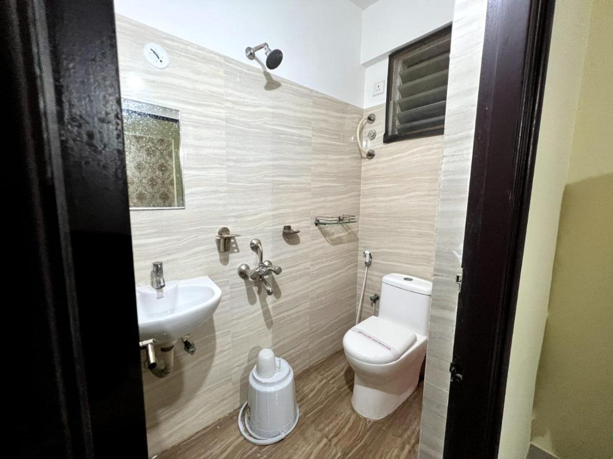 Hotel East Park Electronic City Kammasandra Екстер'єр фото