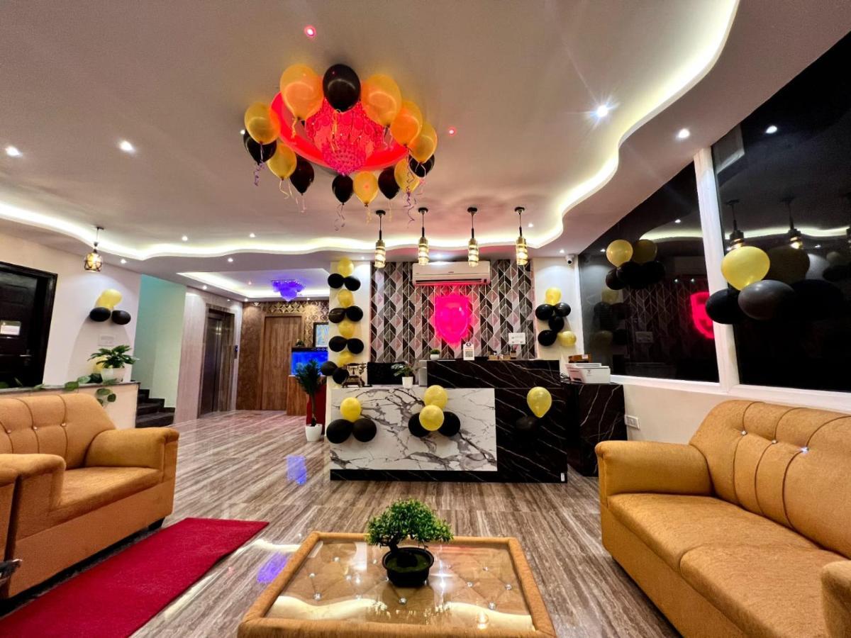 Hotel East Park Electronic City Kammasandra Екстер'єр фото