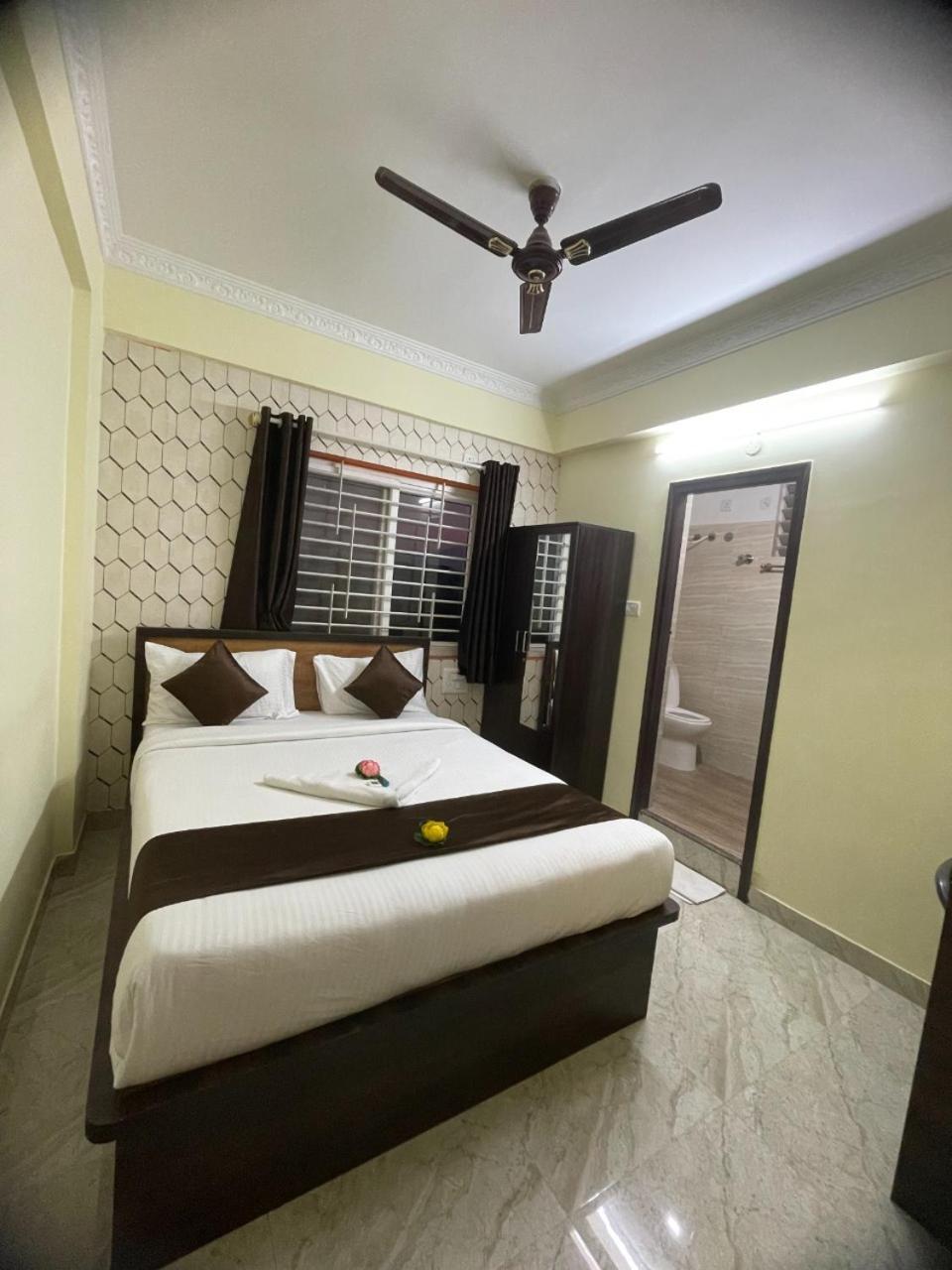 Hotel East Park Electronic City Kammasandra Номер фото