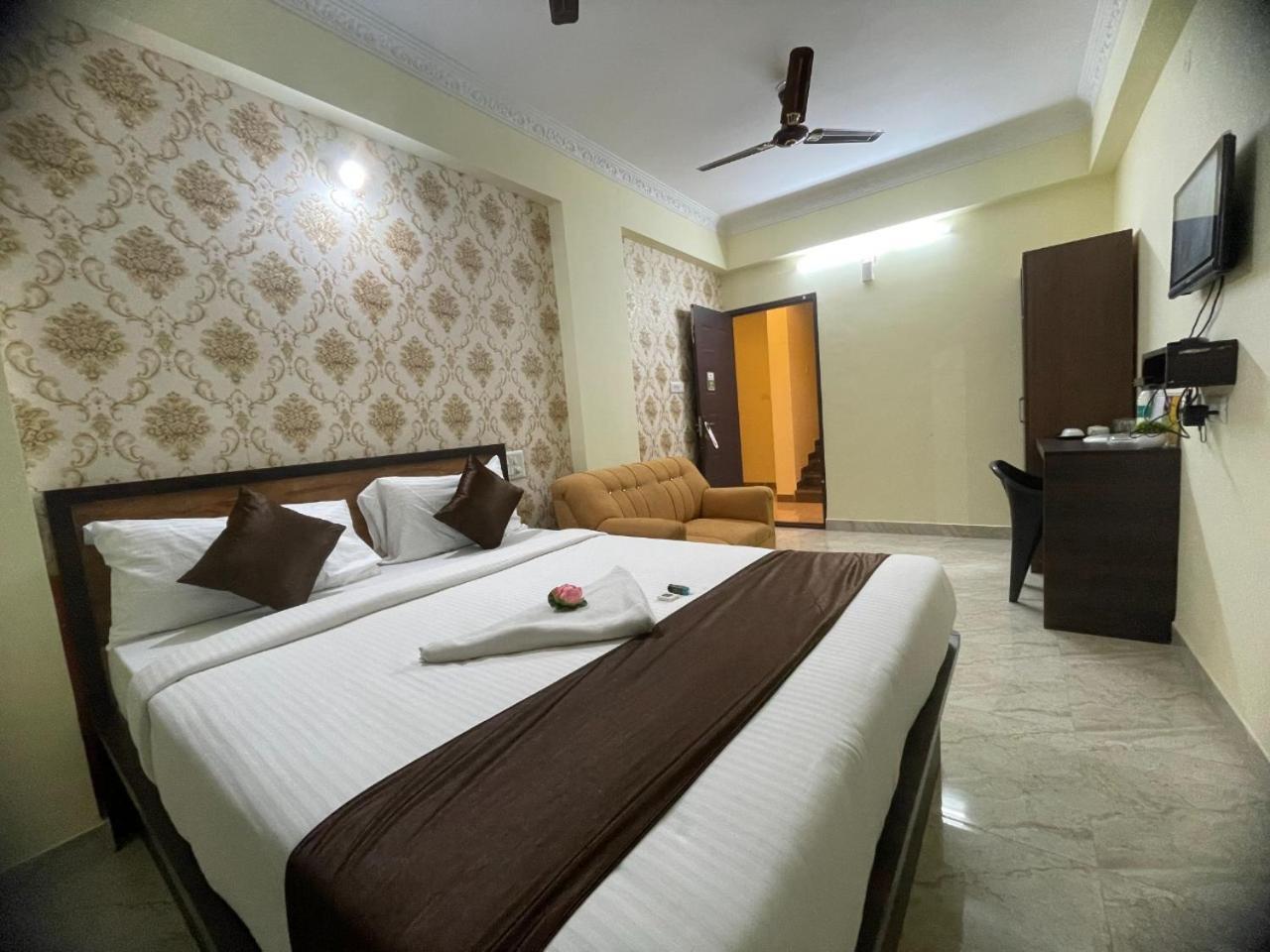 Hotel East Park Electronic City Kammasandra Номер фото